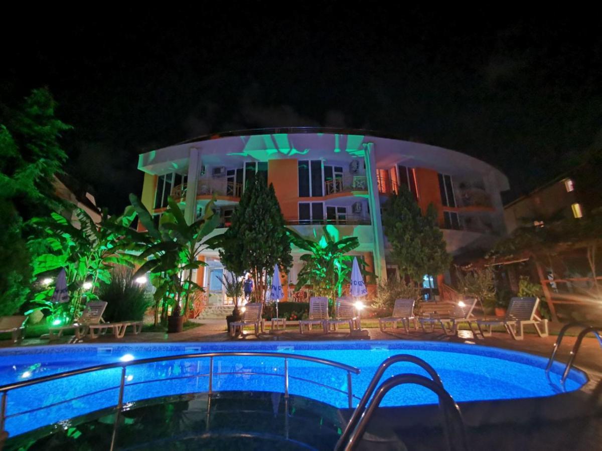 Copacabana Hotel Ravda Exterior photo