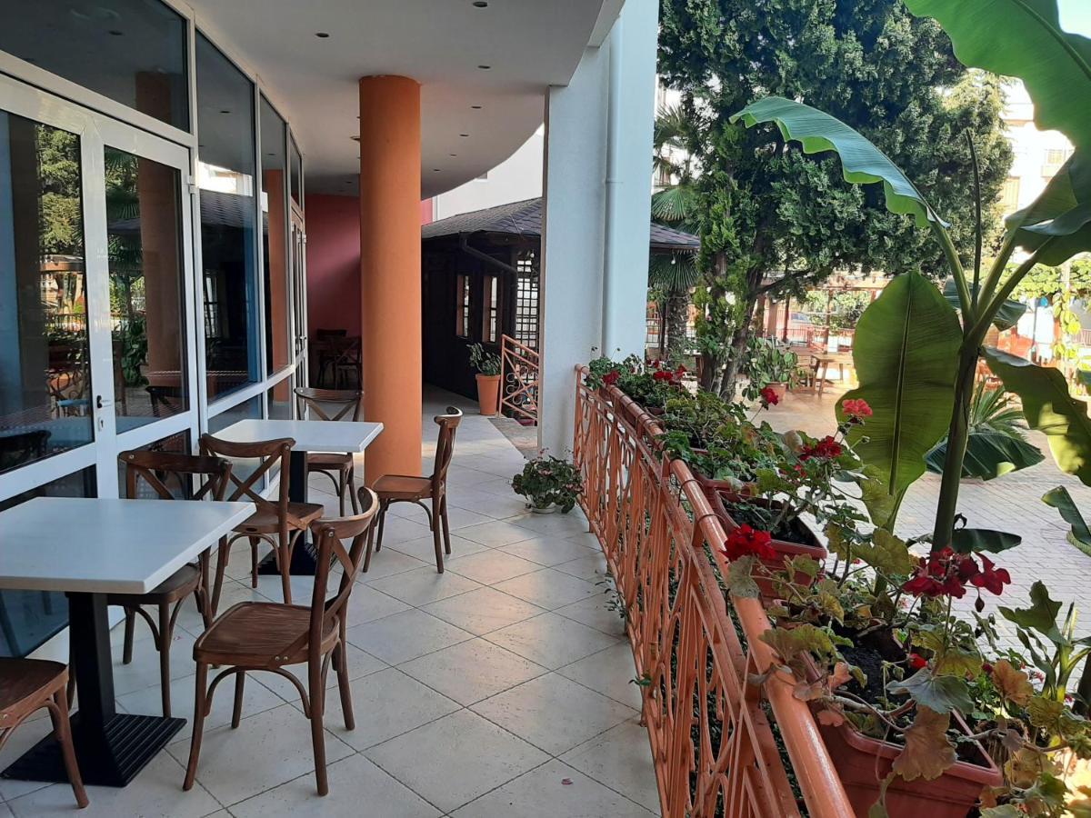 Copacabana Hotel Ravda Exterior photo