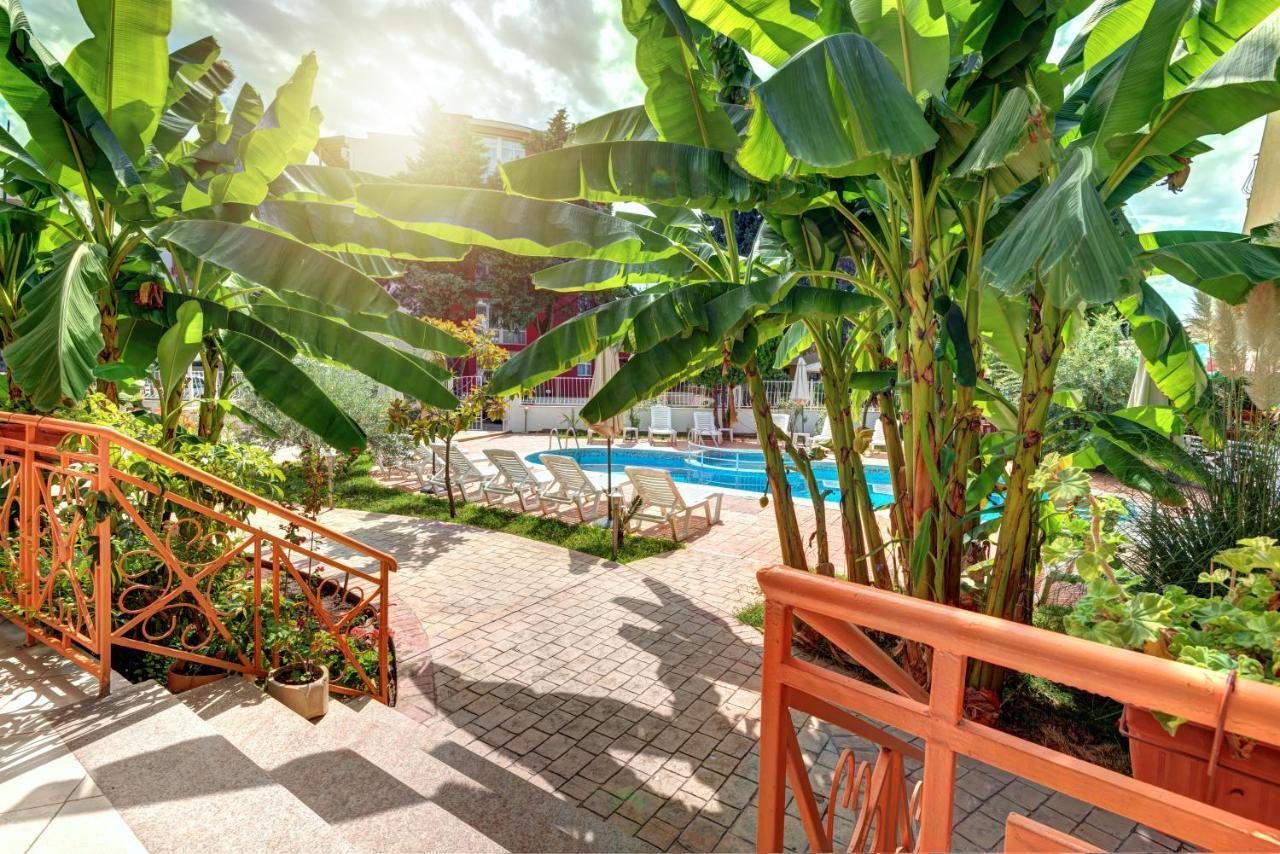 Copacabana Hotel Ravda Exterior photo